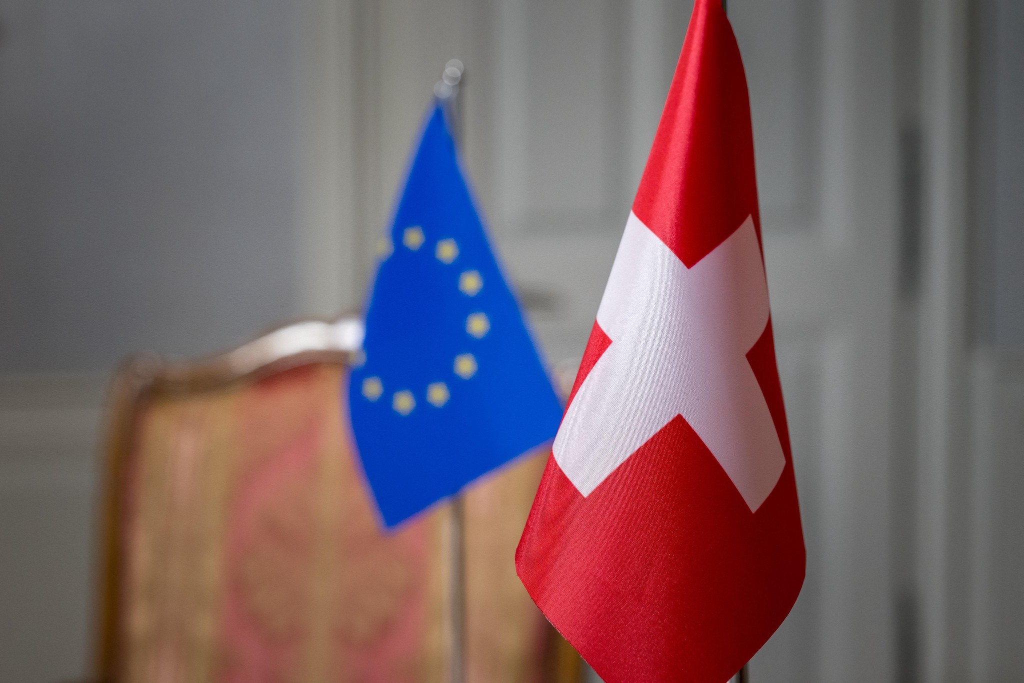 La Suisse trahie par ses propres dirigeants : des accords catastrophiques avec l’Union européenne