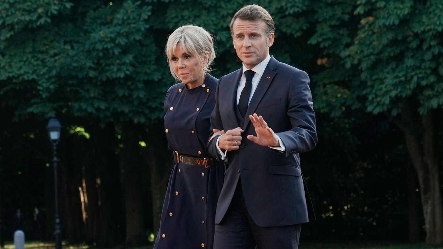 Brigitte Macron s’attaque à une critique, la réponse de Candace Owens déclenche l’indignation