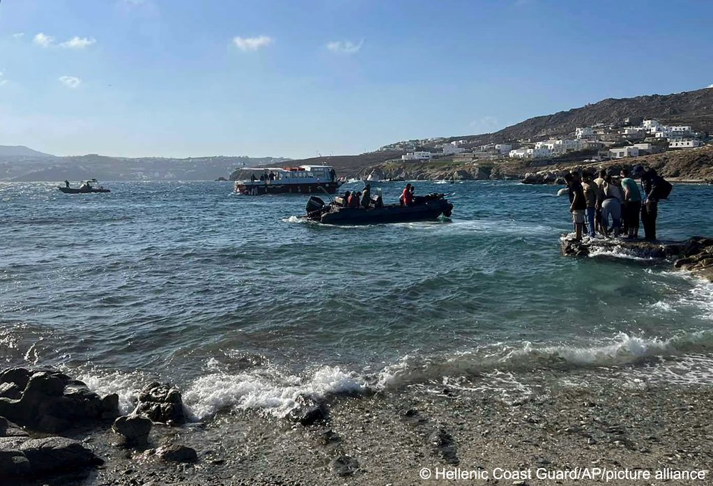 La Grèce criminalise le séjour illégal : des peines de prison pour les migrants déboutés
