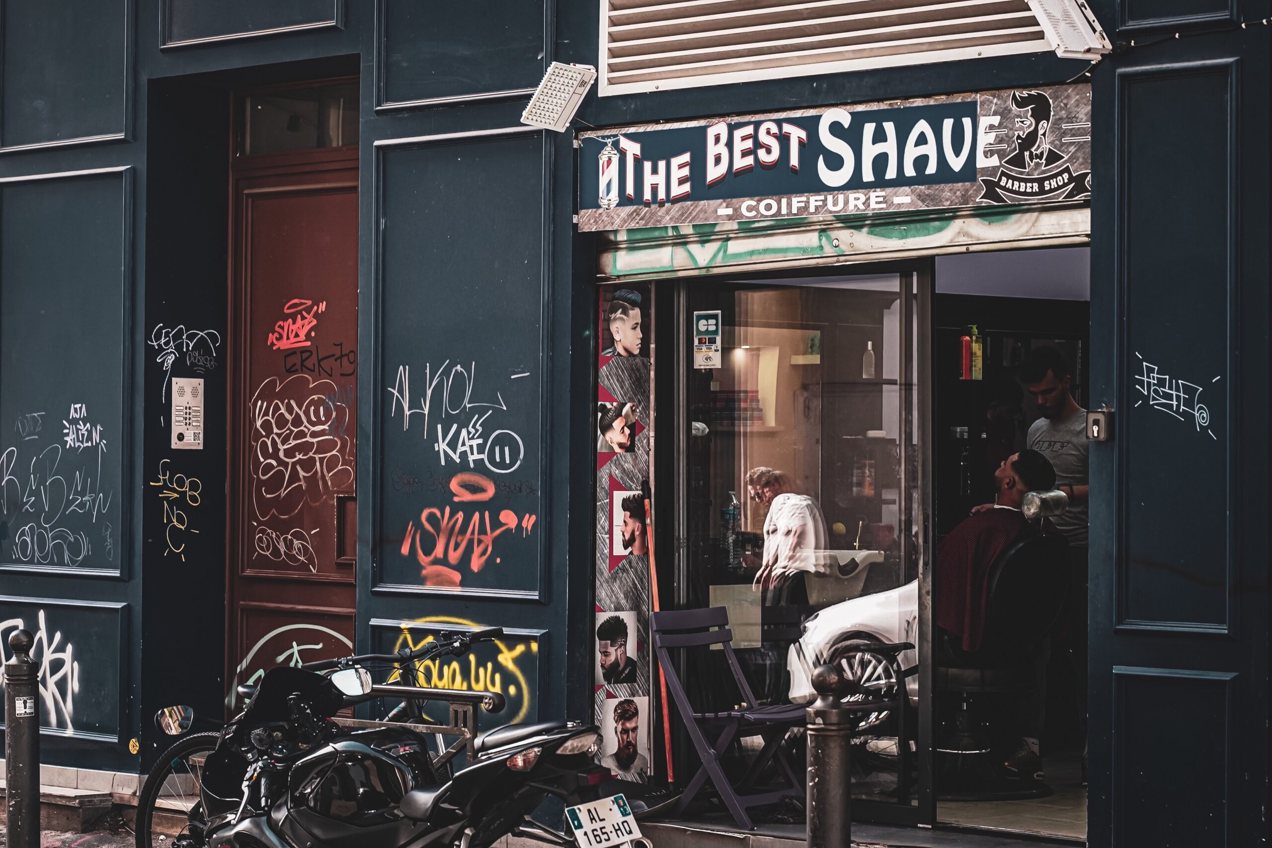 Marseille : Contrôles sur les barbershops et kebabs pour blanchiment